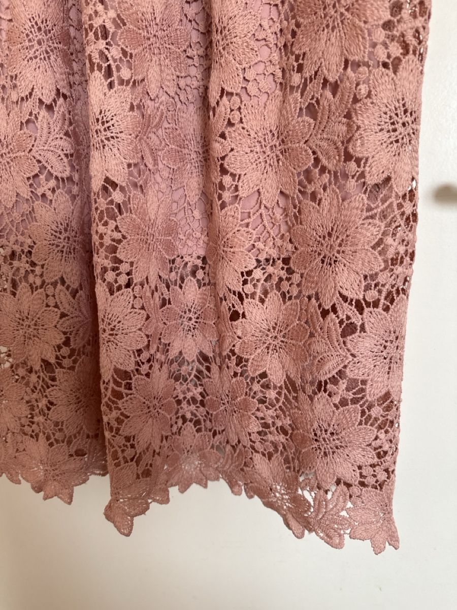 Vero Moda Kleider: Jolie robe rose Vero Moda  – Gebraucht aus Crassier von GGblue23515 1