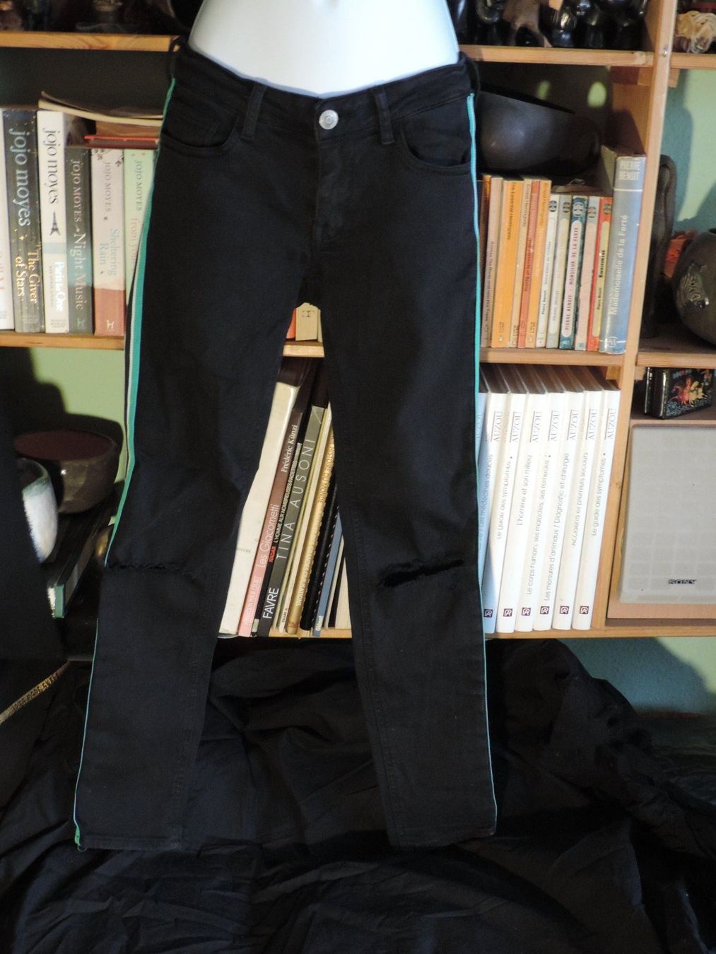 Hosen: pantalon noir stretch – Gebraucht aus Genève von Axelle333