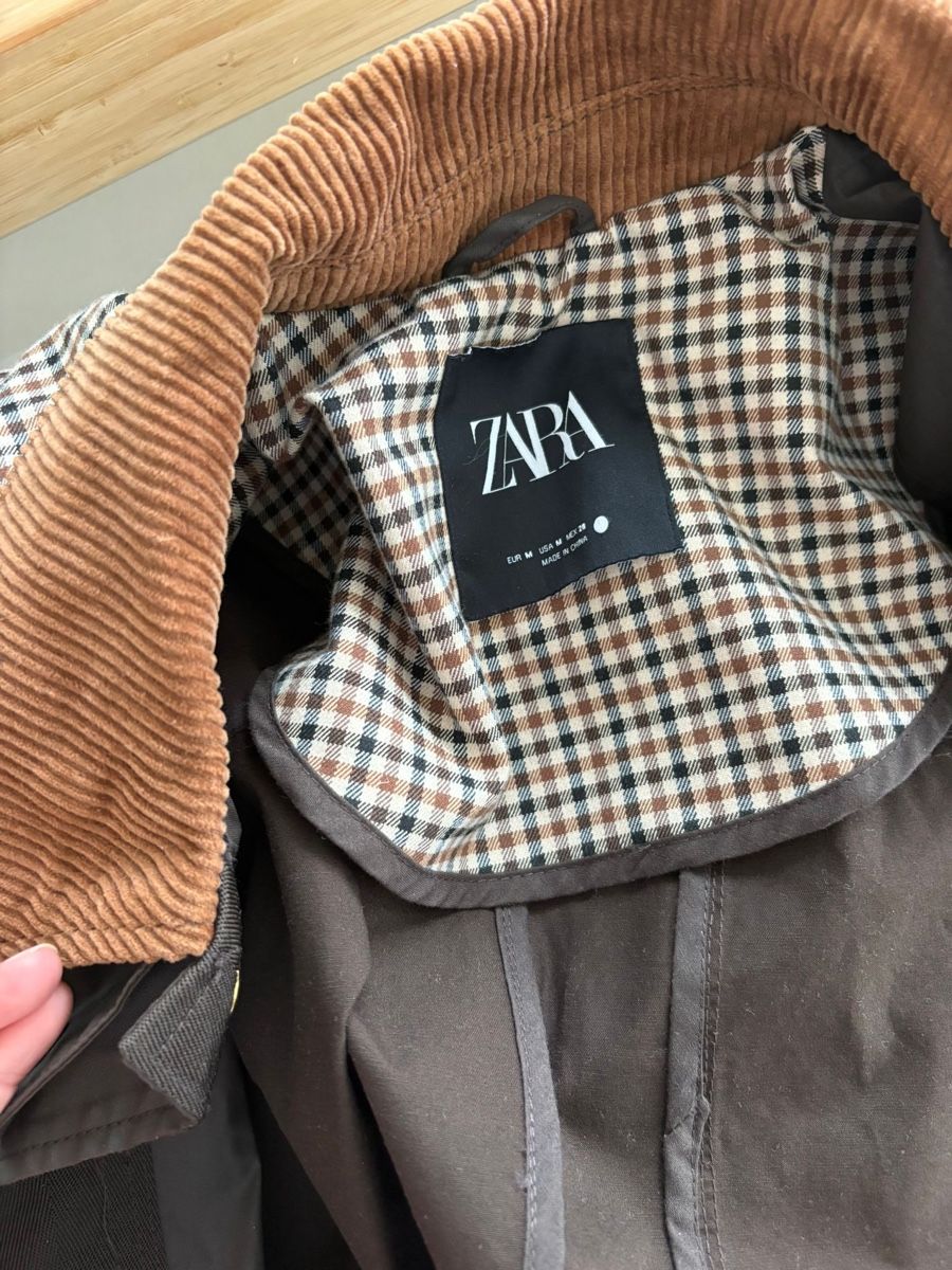 Zara Altro in Moda donna: Zara wax cape – Nuovo (secondo la descrizione) da Unterägeri venduto da Tommtes 2