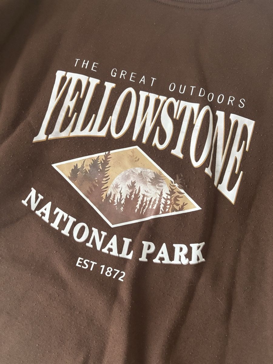 Pullover & Sweatshirts: Yellowstone Pullover – Gebraucht aus Arbon von Ursula_566 1