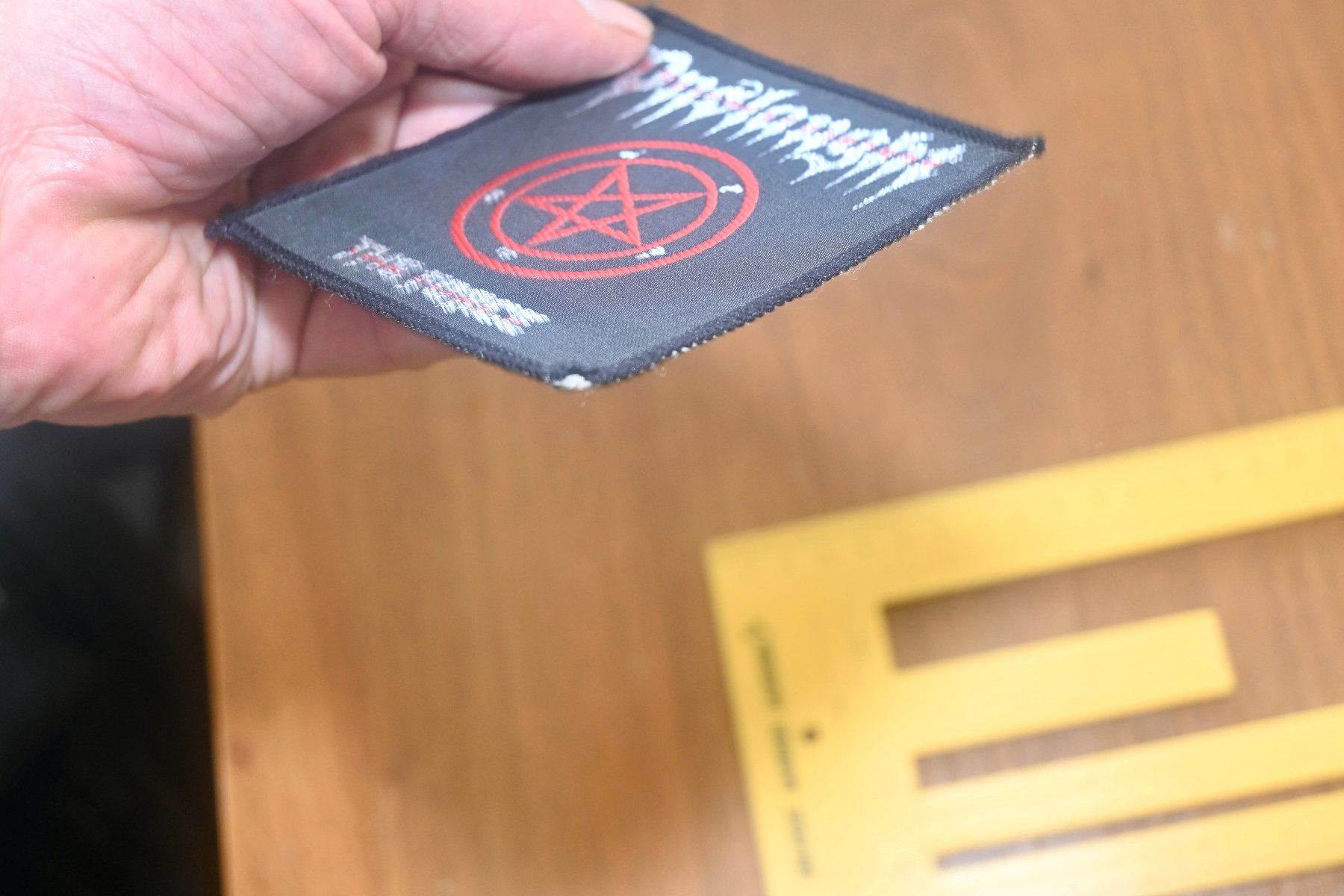 Schallplatten: VINTAGE Onslaught PATCH The Force BADGE – Gebraucht aus Pfaffhausen von mono_rec 7