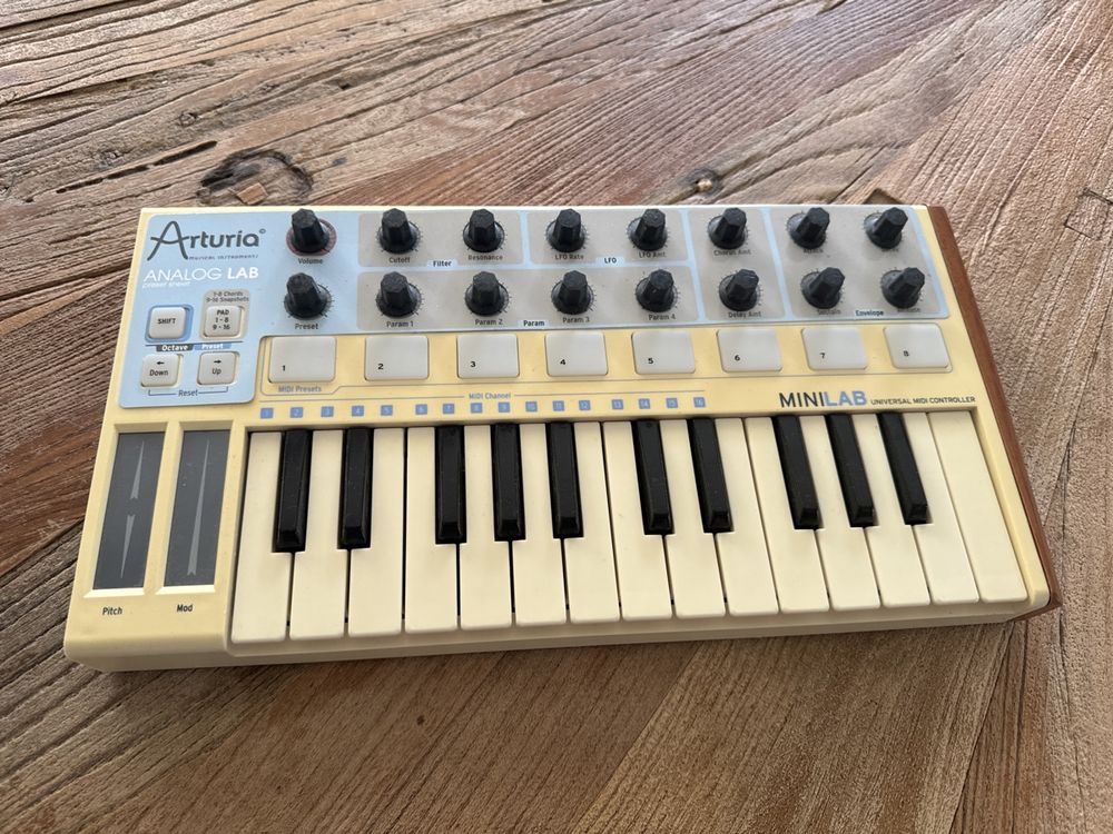 Arturia Mini Lab (Gebraucht) in Utzenstorf für CHF 19 – mit Lieferung ...