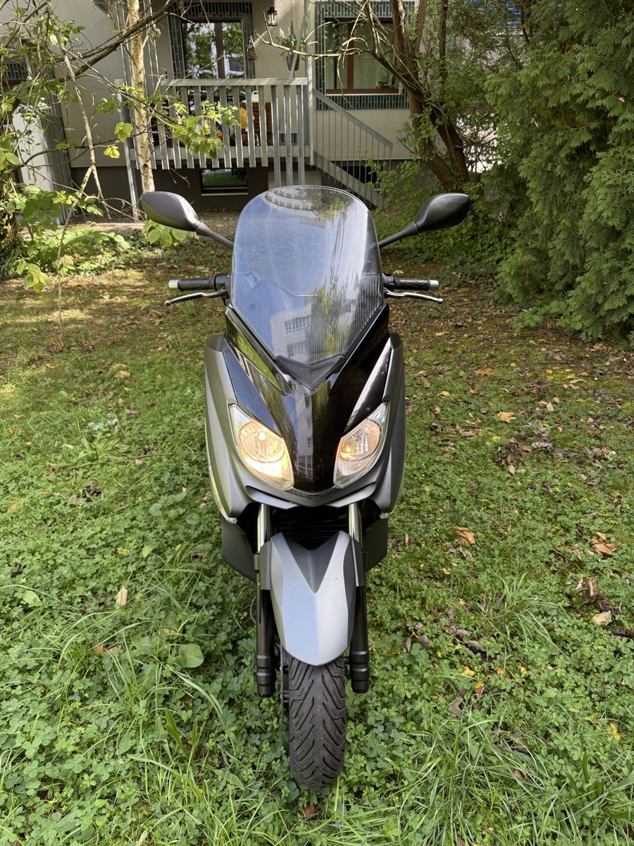 Yamaha Scooter: YAMAHA X-MAX 125 CC – Usato da Winterthur venduto da Fabio_46