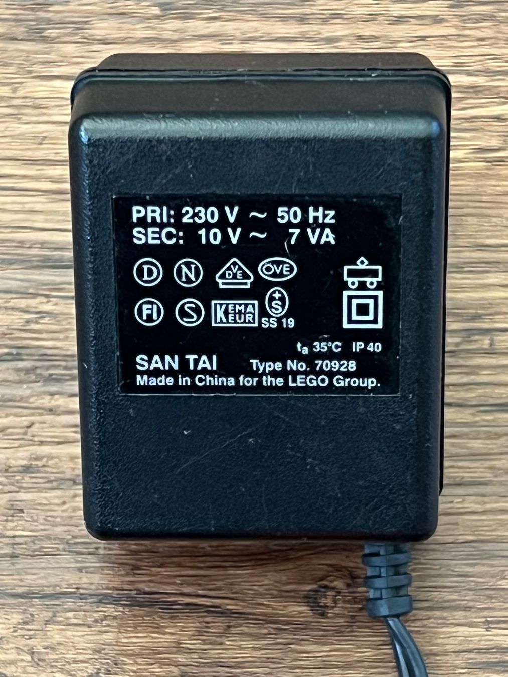 Lego Giocattoli: LEGO Netzteil für 9v System Trafo – Usato da Uttigen venduto da sonorsonic 1