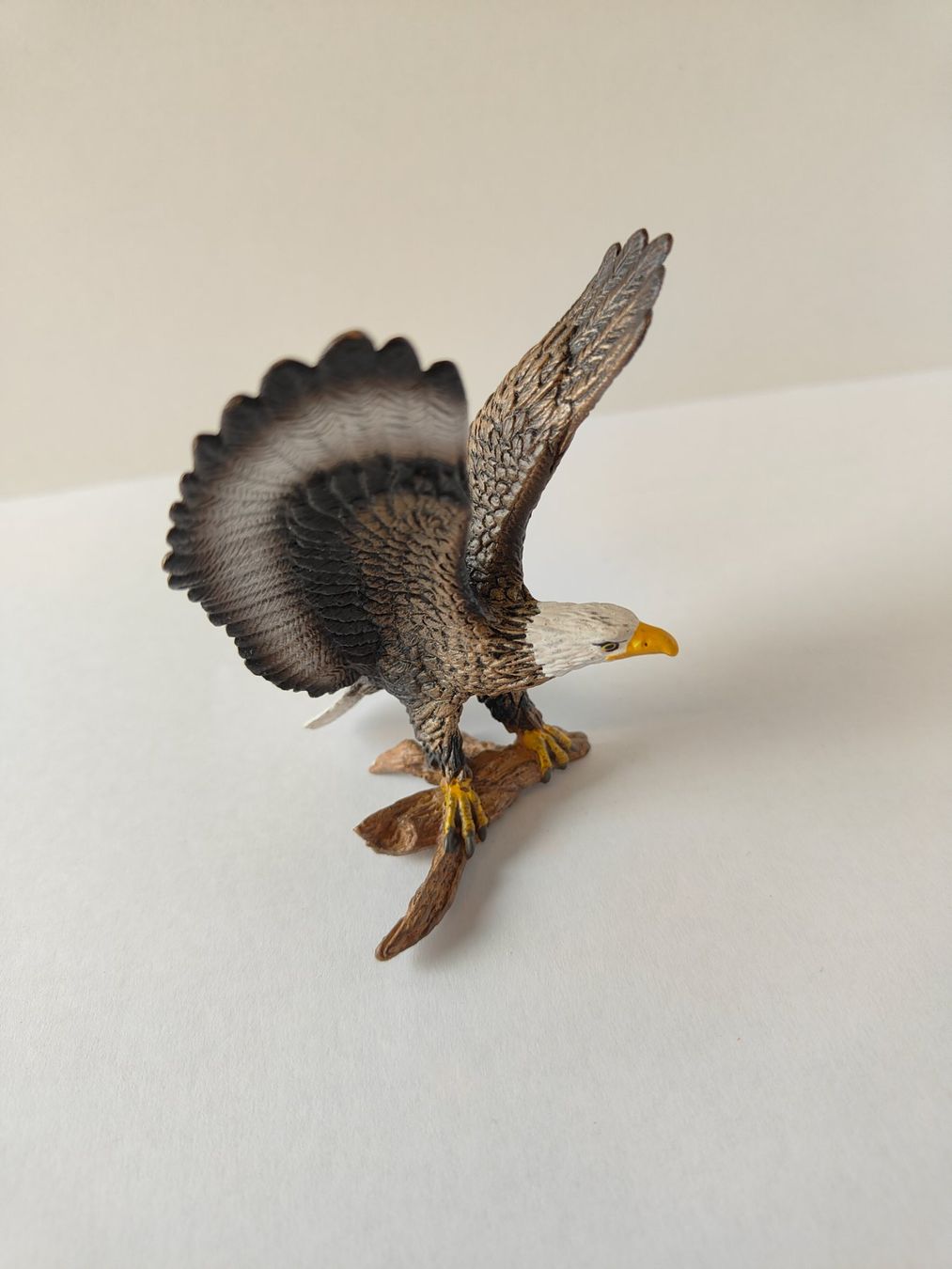 Schleich Figuren: Schleich Adler Weisskopfseeadler Vogel – Gebraucht aus Thalwil von FigurenFreunde 2