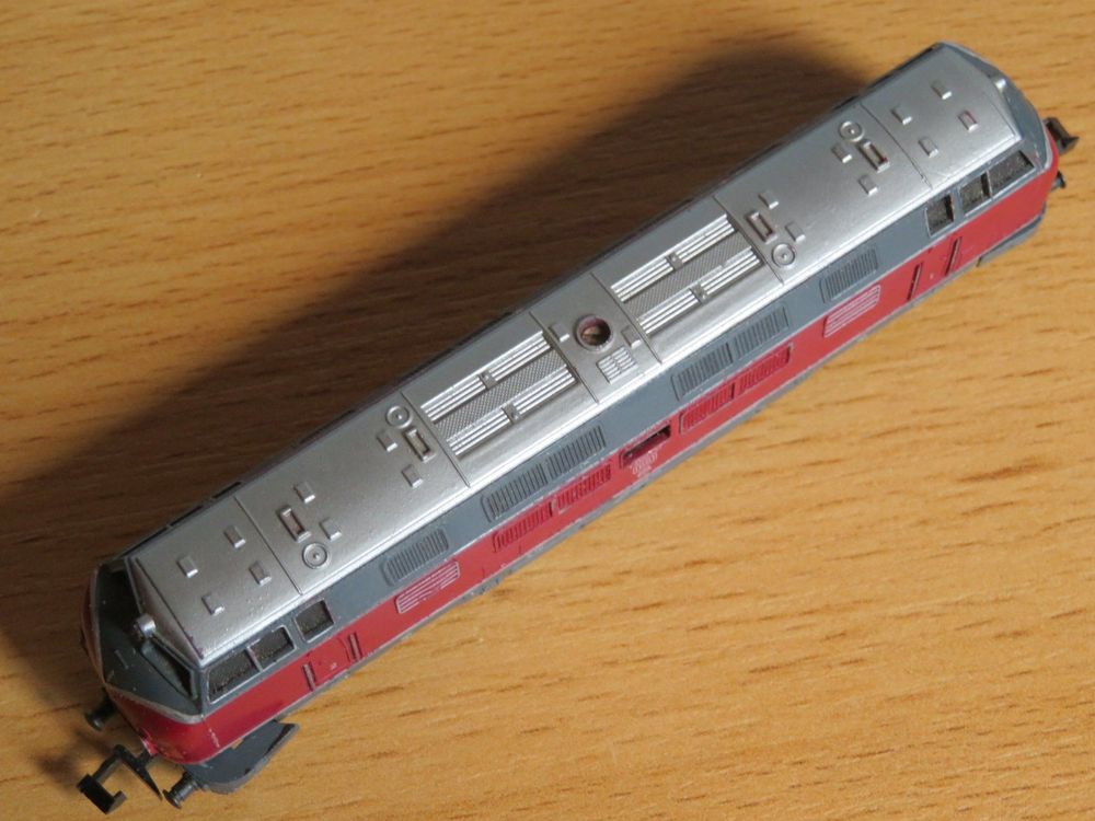 Minitrix N - 2960 - Locomotora diésel - V200.1 - DB - Catawiki