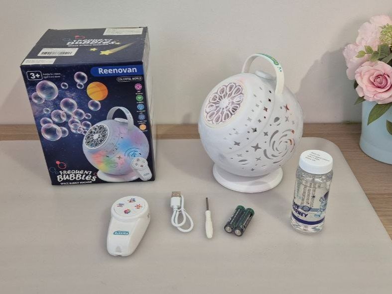 Giocattoli: Machine à bulles LED rechargeable avec télécommande – Usato da Thônex venduto da R_Gehrig