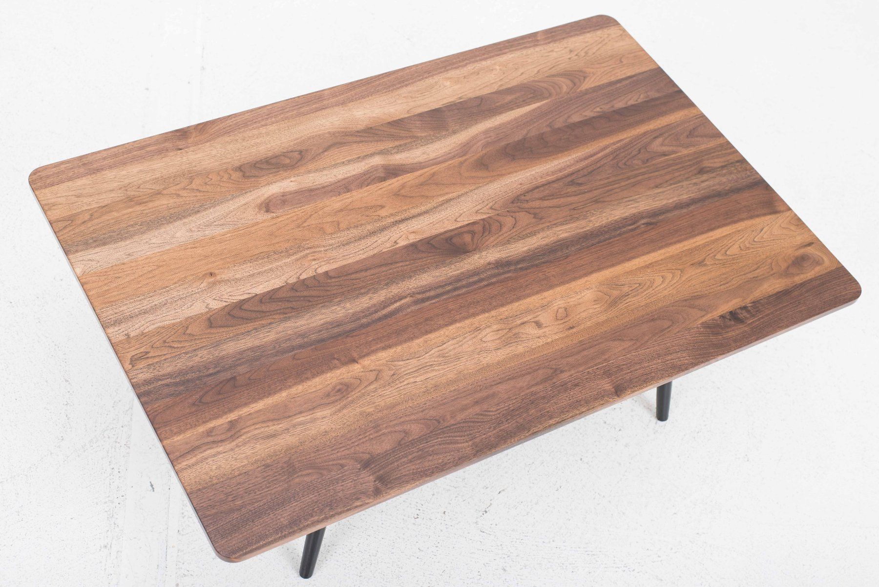 Vitra Tavoli: Vitra Coffee Table von Charles & Ray Eames in Nussbaum – Usato da Zürich venduto da STUZH38 3