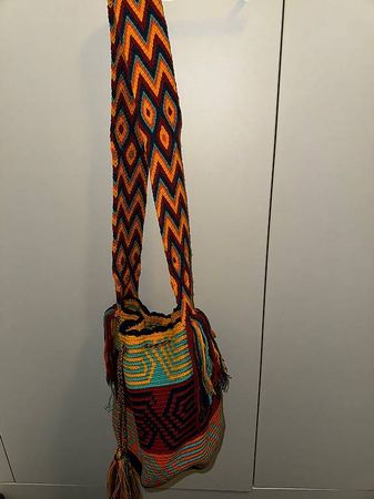 Wayuu Mochila Tasche mit Makramee Trageriemen 