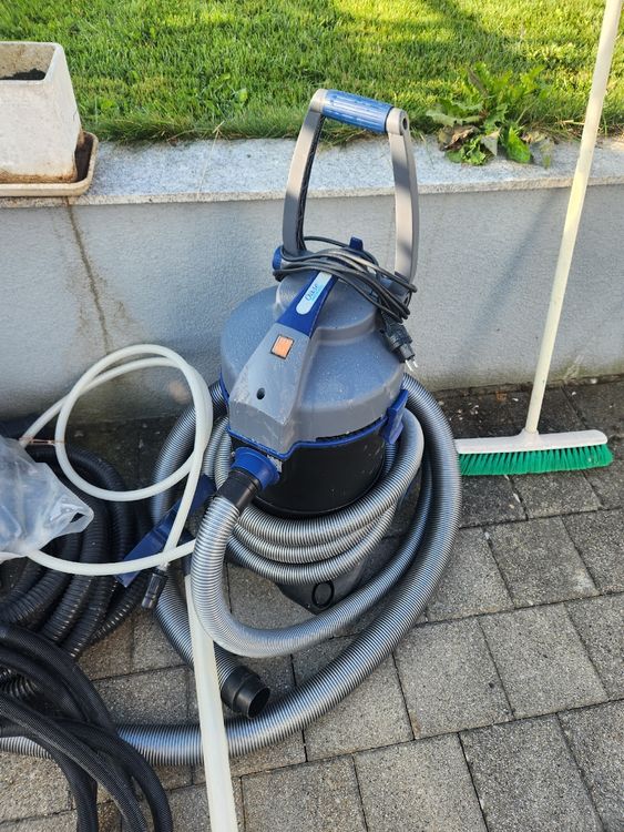 Poolreiniger, Poolsauger, Schlamsauger mit Zubehör Kaufen auf Ricardo