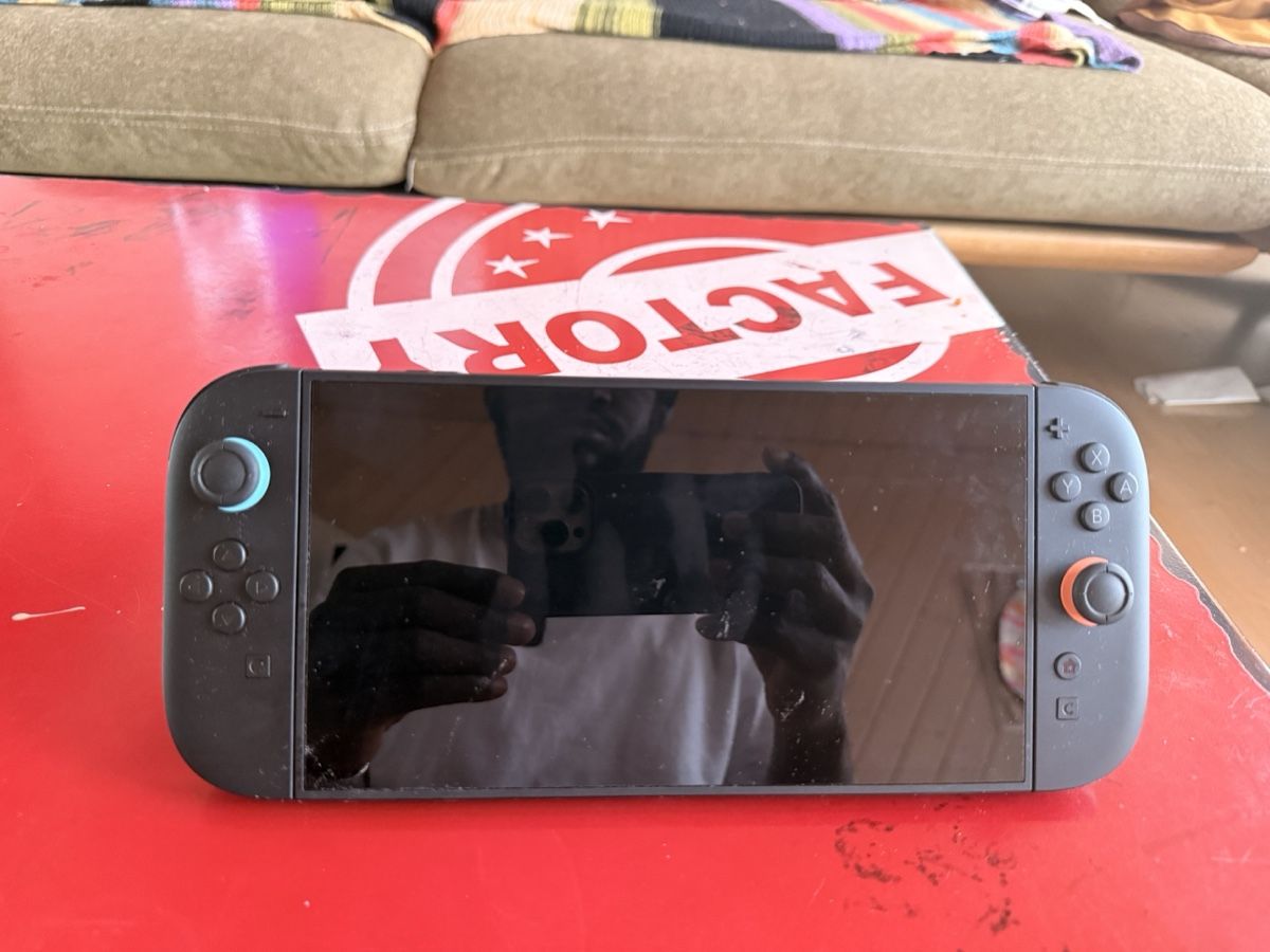 Nintendo Konsolen: Console Nintendo Switch 2 noire, – Neu (gemäss Beschreibung) aus Peseux von noh_kl2l