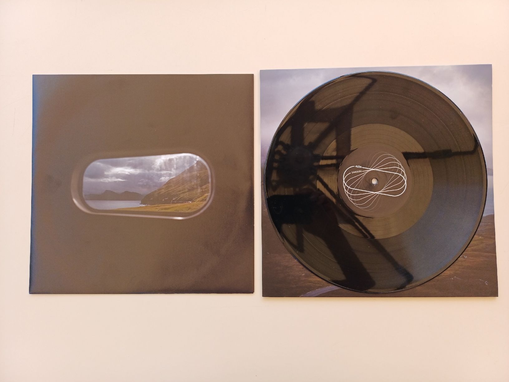 Dischi in vinile: Thylacine "Roads vol.2" EP – Nuovo (secondo la descrizione) da Begnins venduto da Drastic-Sound 3