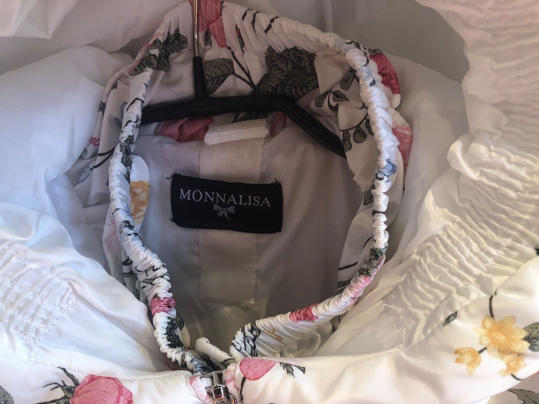 Monnalisa Giacche & Cappotti: Jacke Mädchen Monnalisa – Usato da Zollikofen venduto da lorik007 1