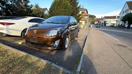 Renault Twingo ab Service und mfk 