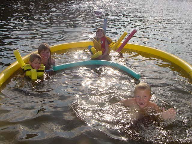 Boote: bootszubehör Quallen Netz Pool – Gebraucht aus Lenzburg von Schild26