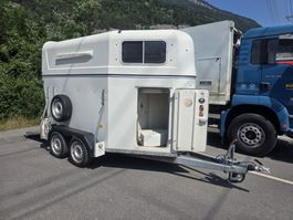 Pferdetransportanhänger