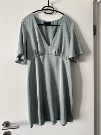 Robe bleue grise asos design