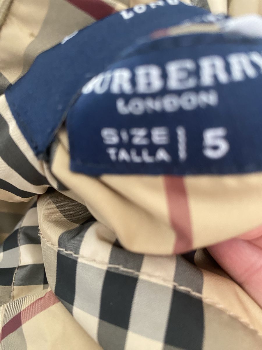 Burberry Mäntel: Burberry trench-coat mantel taille 5 – Gebraucht aus Brügg BE von nou_8ht9 8