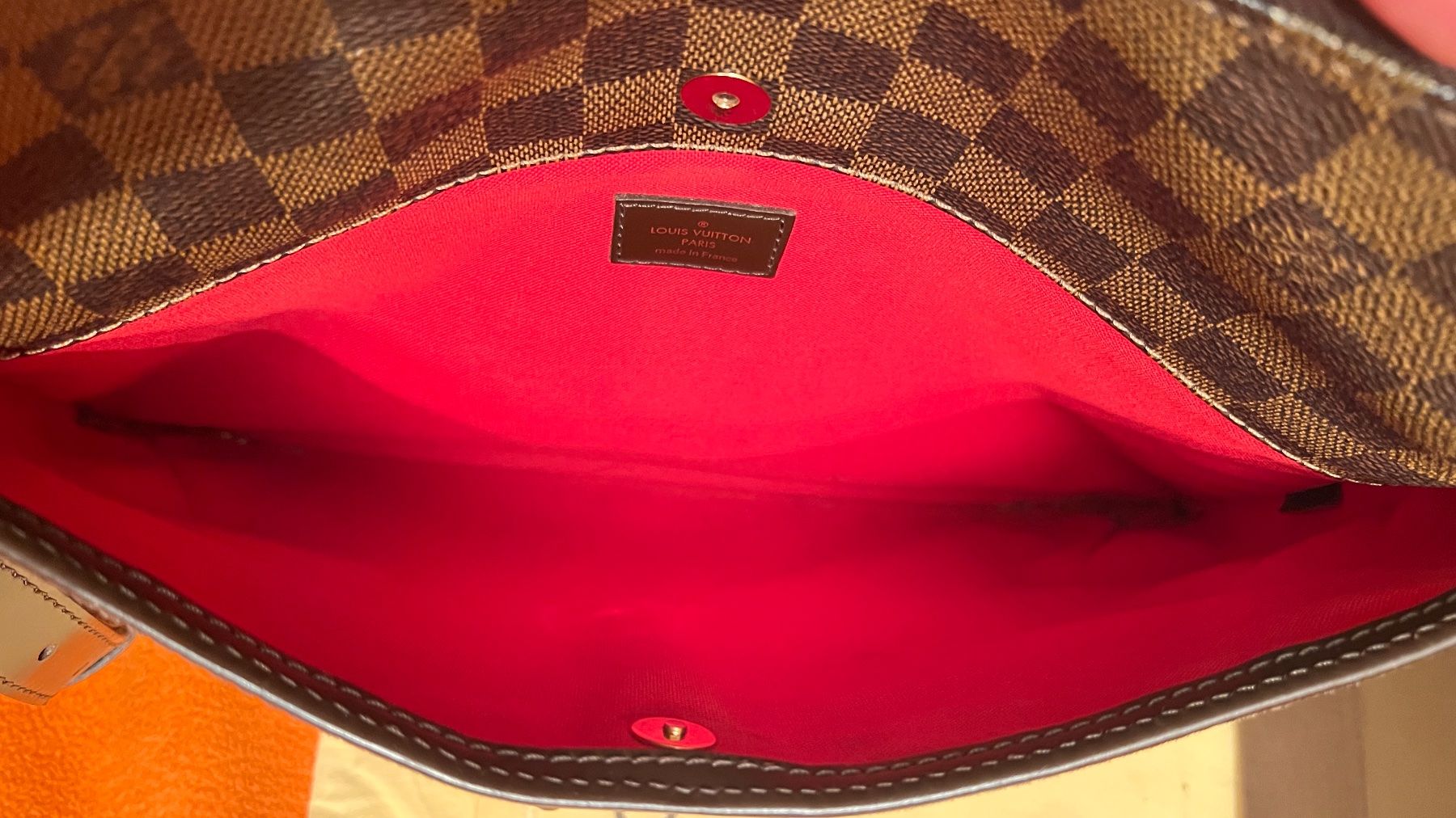Louis Vuitton Borse da donna: Louis Vuitton Bloomsbury PM Umhängetasche – Usato da Meilen venduto da Texas1957 4