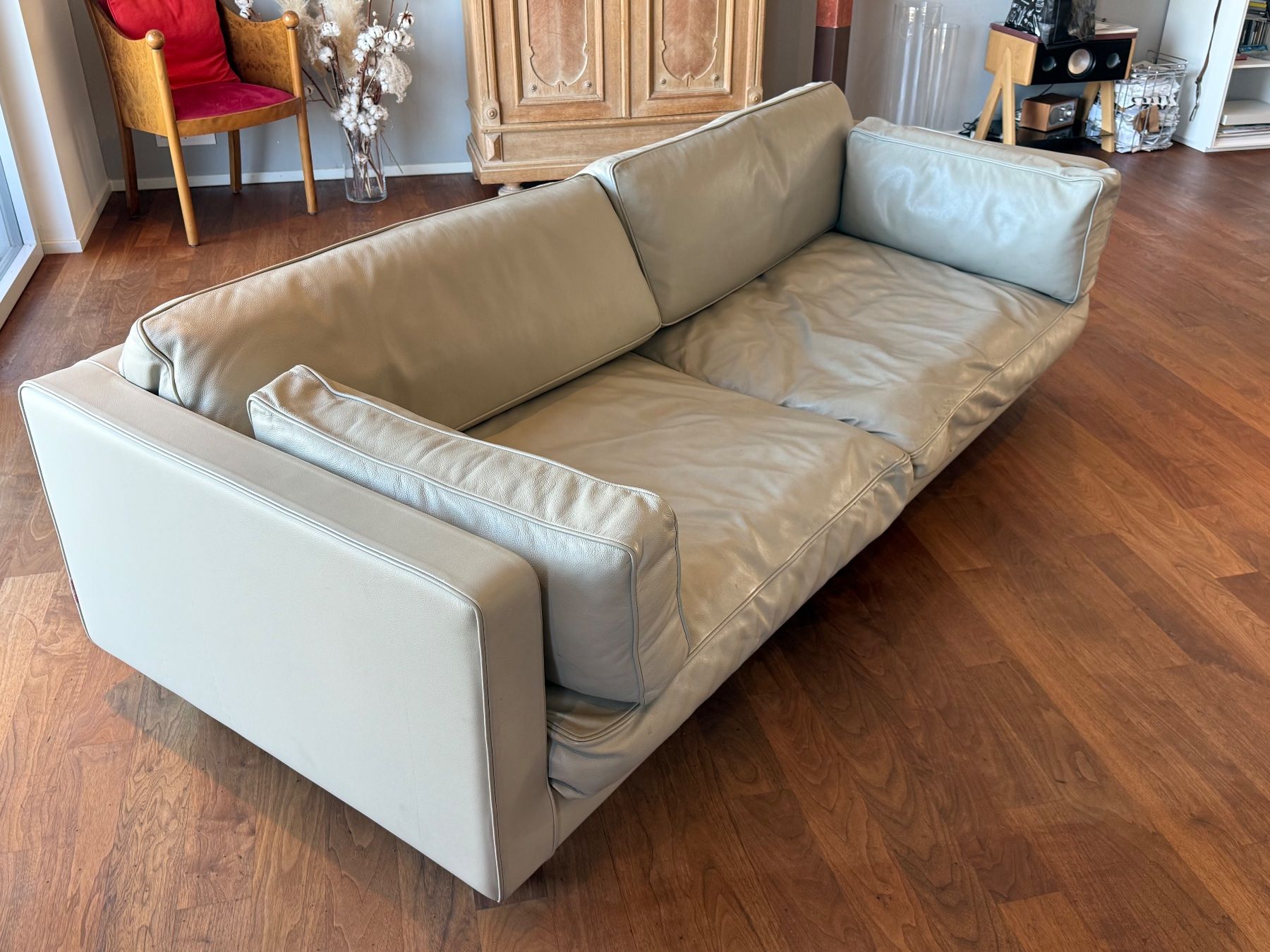 Flexform Sofas: Flexform Ledersofa, gebraucht in gutem Zustand, hellgrau – D'occasion à Zürich par Les2202 1