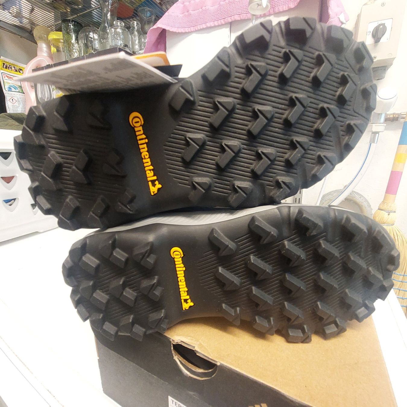 Adidas Chaussures garçon: Adidas Terrex (neu) – Neuf avec emballage d'origine à Basel par oliversenn87 2