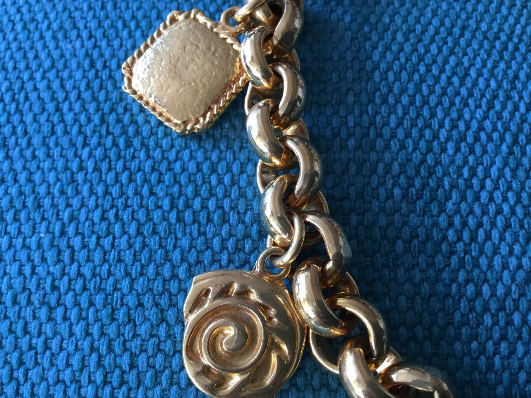 Ketten: Collier  tour de cou Carven couture – Neu und originalverpackt aus Le Landeron von nic_8hd5 3