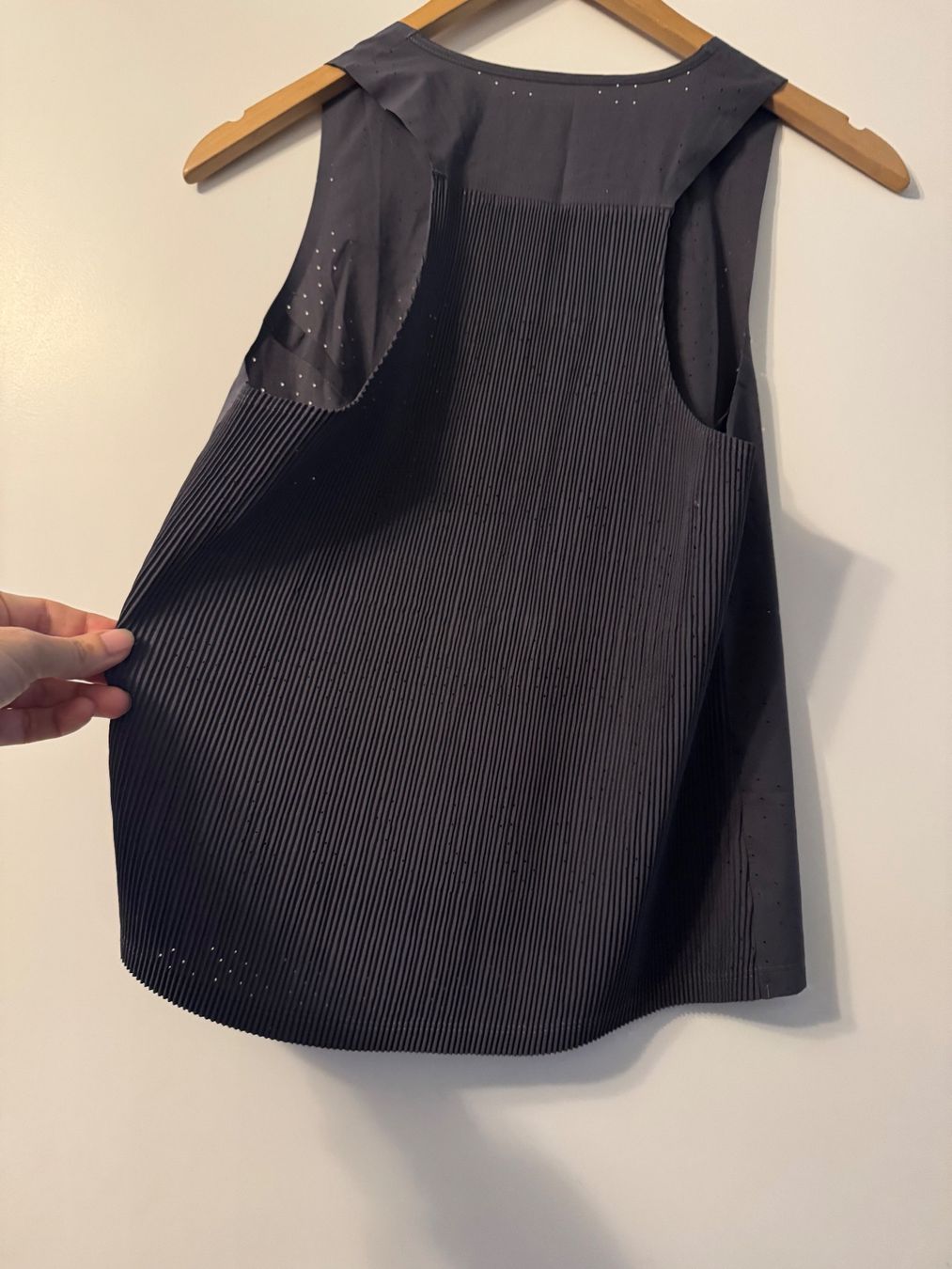 Tops: On Race singlet – Gebraucht aus Obfelden von cesarina10 3