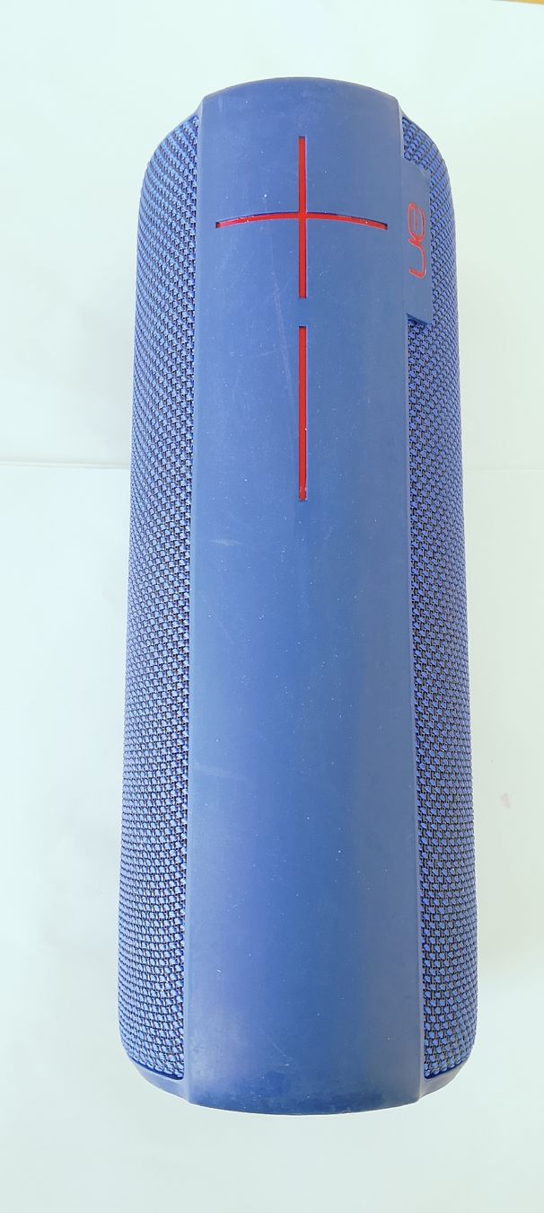 Ultimate Ears Haut-parleurs: Ultimate Ears megaboom Bluetooth Lautsprecher top – D'occasion à Biel/Bienne par Vintage-timearts