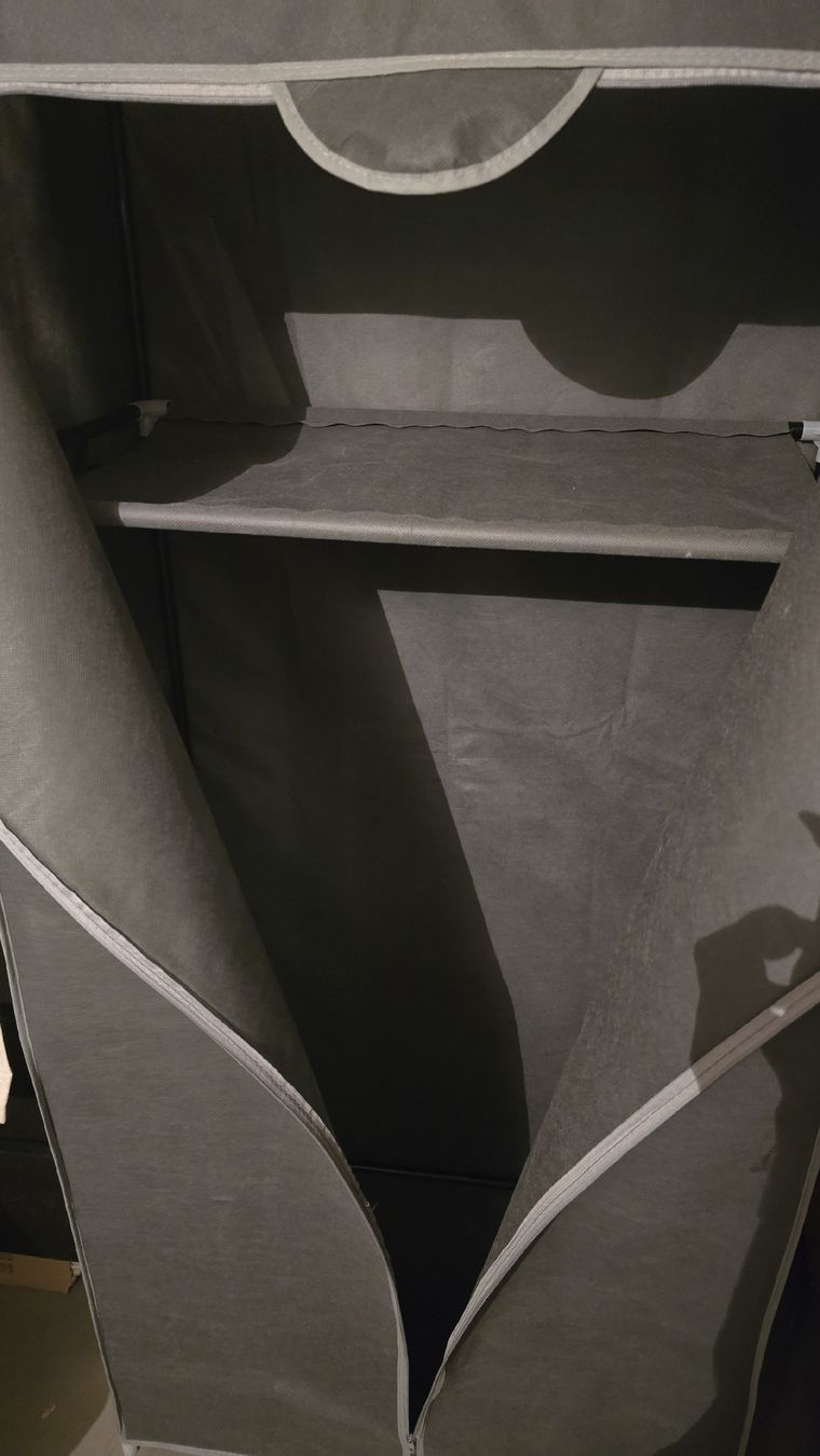 Armadi: Stoffschrank Grau Top Zustand! – Usato da Richterswil venduto da Relxo 3