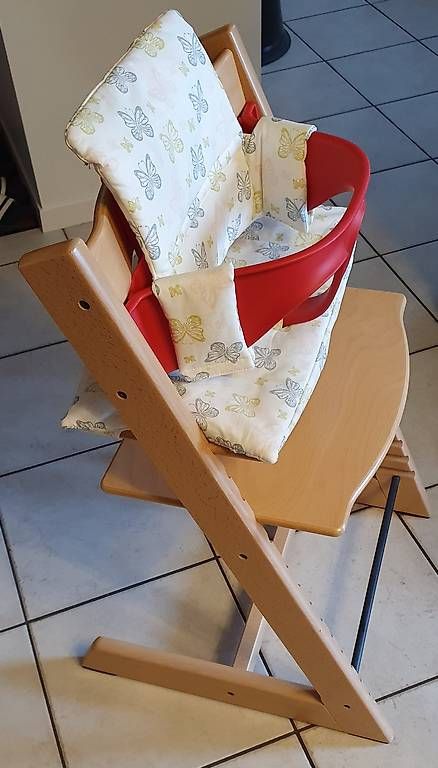 Seggioloni: Chaise Tripp Trapp complète Stokke bois – Usato da La Chaux-de-Fonds venduto da Titine28