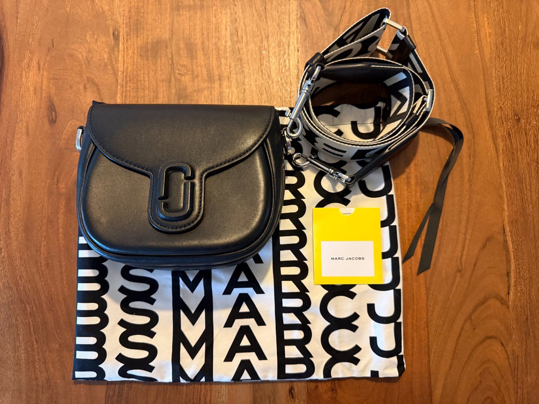 Marc Jacobs Sacs femmes: Marc Jacobs The Small Saddle – D'occasion à Brüttisellen par sharon68 2