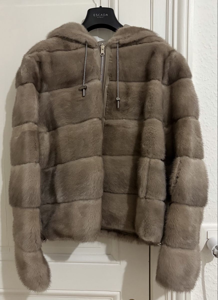 Manteaux: Veste en fourrure réversible  – D'occasion à Genève par AlBE909
