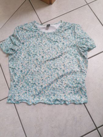 Neues Kurz  Shirt Gr XL / EU 44