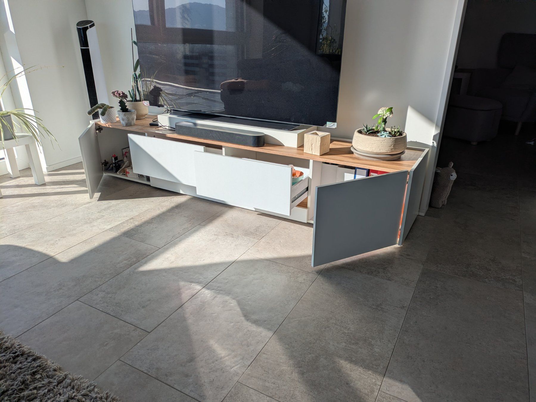 TV Möbel: TV Lowboard – Gebraucht aus Heerbrugg von zec_r5gc 1