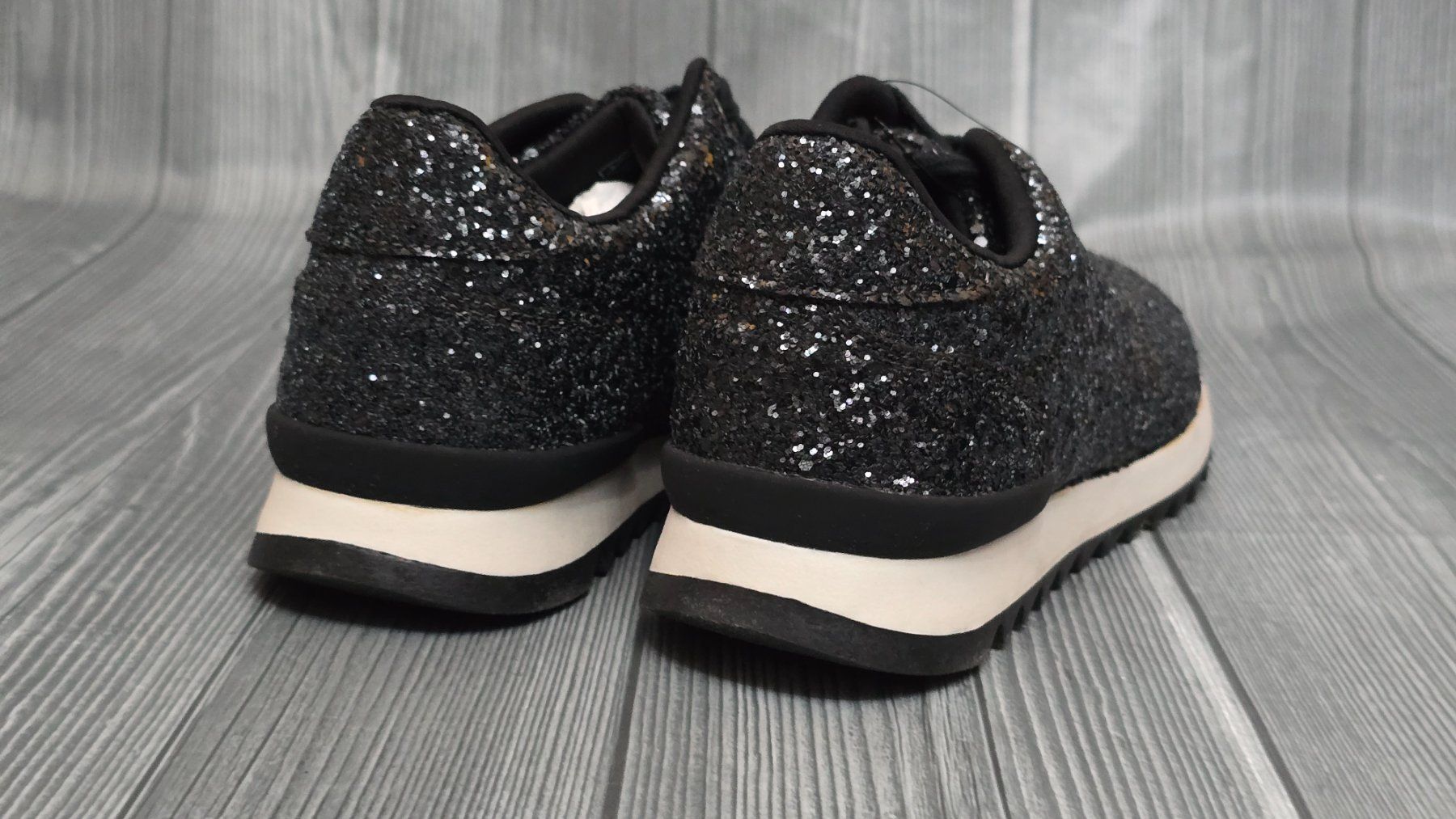 Scarpe da donna: Alesya Glitzer Sneaker - 36 - Black Sparkle – Nuovo (secondo la descrizione) da Thalwil venduto da VitaMini 1