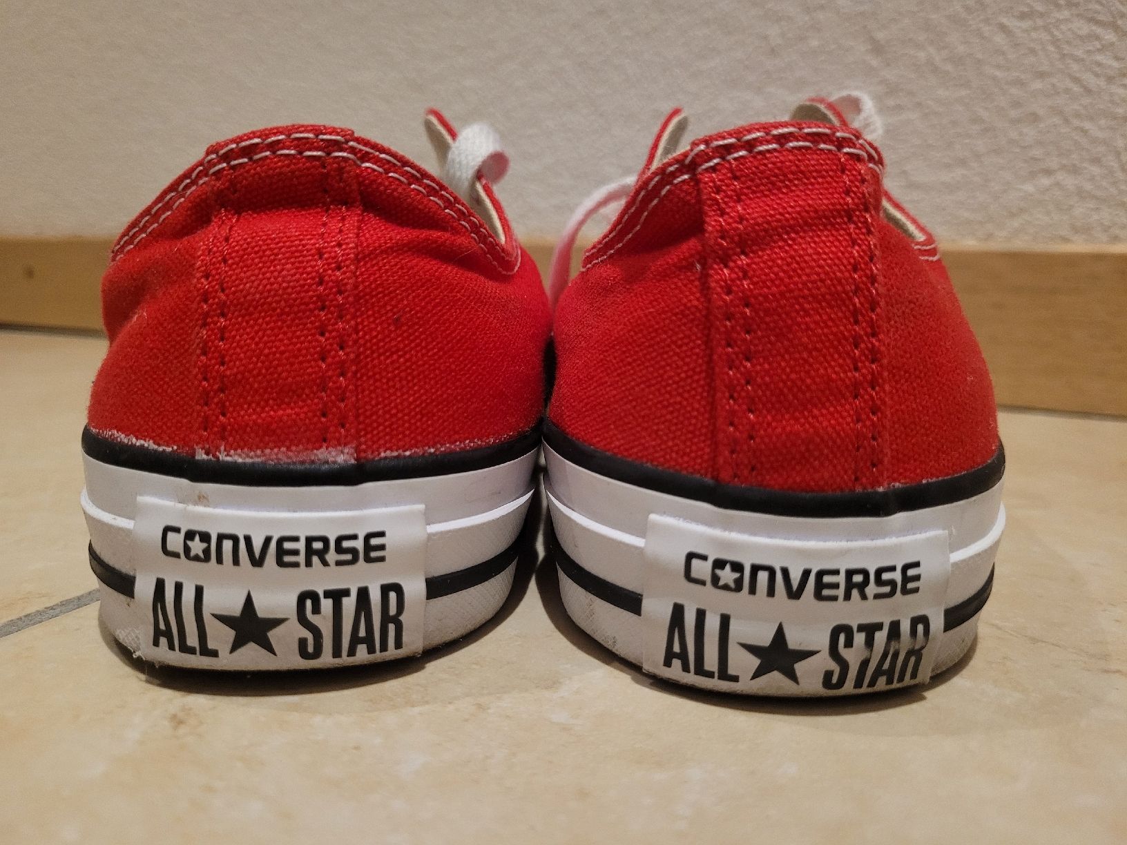 Converse Scarpe da uomo: Converse Rouges nr.38 – Usato da Courtaman venduto da Bluejazz 2