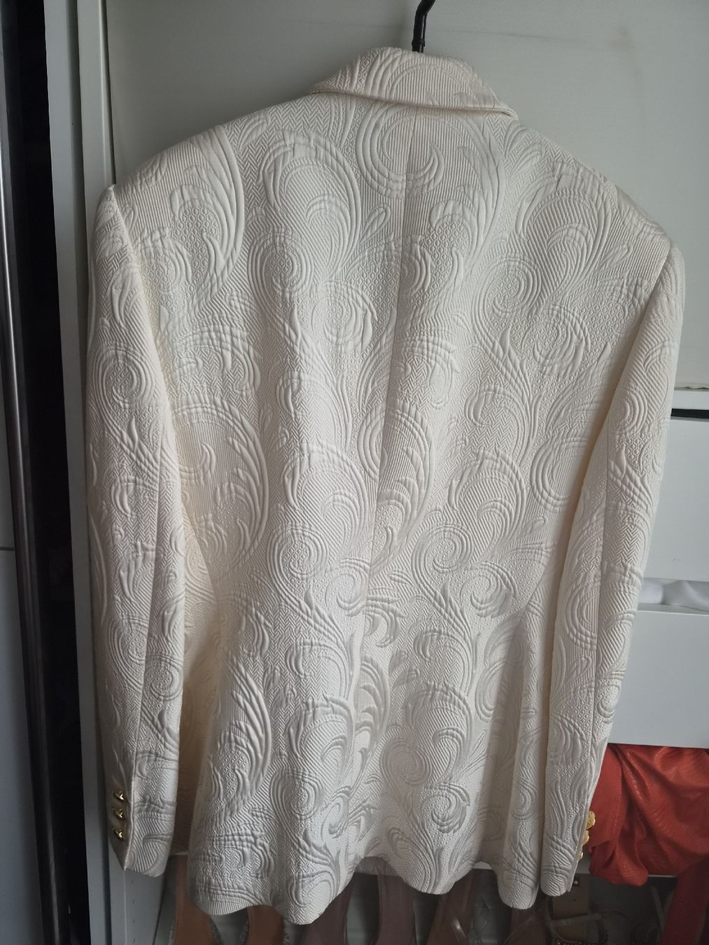 Escada Giacche: Escada schöner Blazer Gr. 38 – Usato da Frenkendorf venduto da Moon111 4
