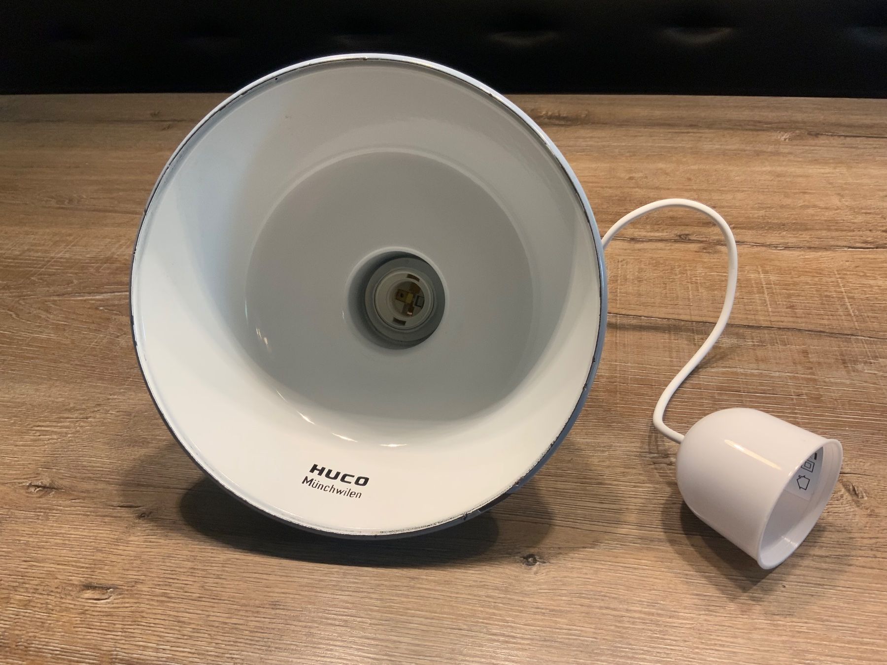 Lampadari & plafoniere: Vintage HUCO Pendelleuchte – Usato da Willisau venduto da Minali