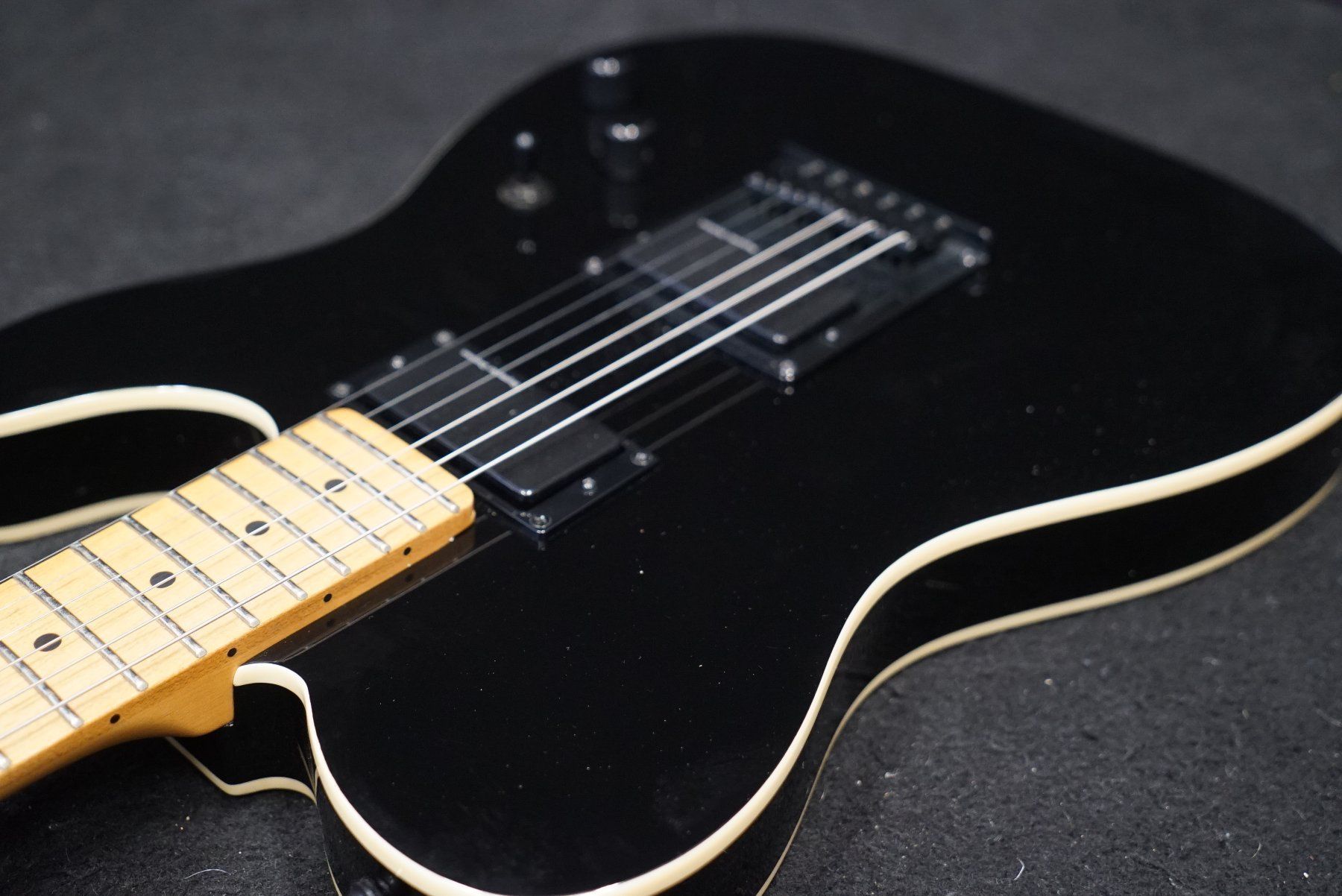 Schecter Musikinstrumente: SCHECTER E-Gitarre, Vintage PT, Gloss Black – Gebraucht aus Köniz von cone_cry 1