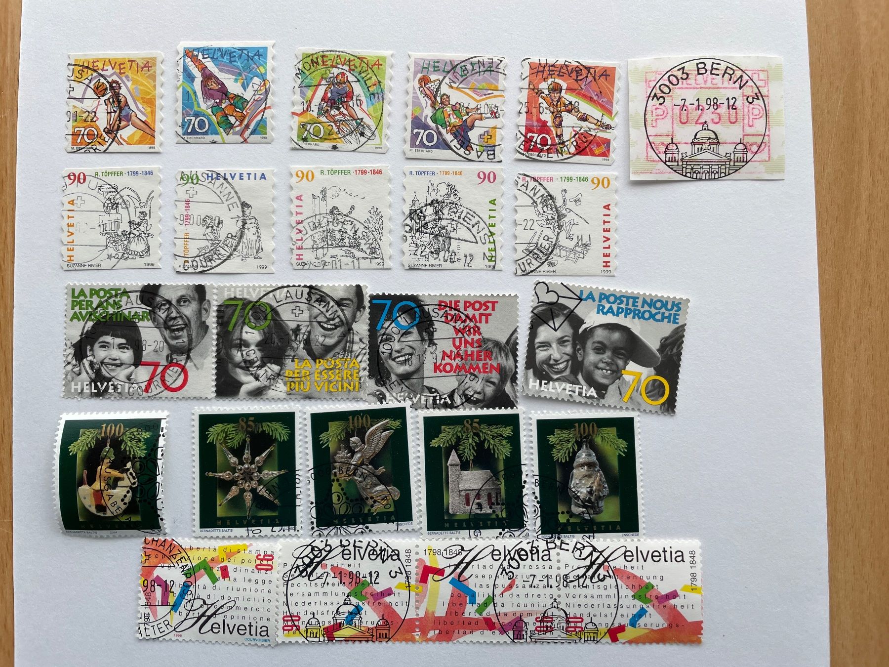 Tous les timbres: BELLES OBLIT. VARIEES + se tenant – D'occasion à Sonceboz-Sombeval par Comment2