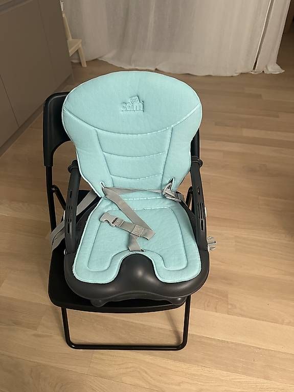 Seggioloni: Smarty Sitzerhöhung / Hochstuhl mit Tablett – Usato da Zürich venduto da agn_p2v8 1