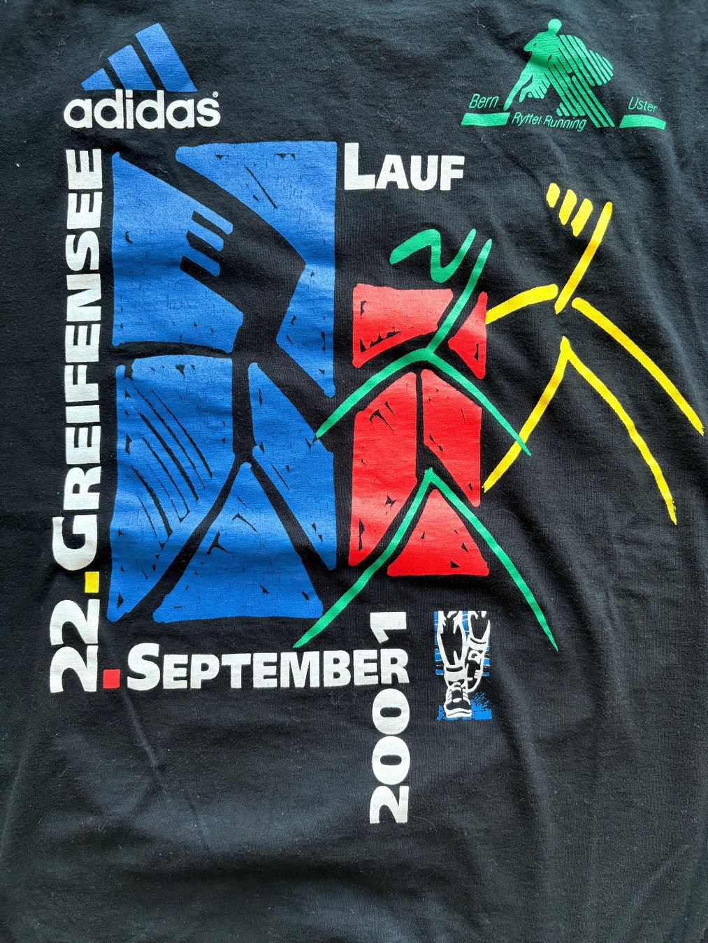 Adidas T-shirt: Vintage Adidas T-Shirt – Usato da Wigoltingen venduto da _vntg_ 1