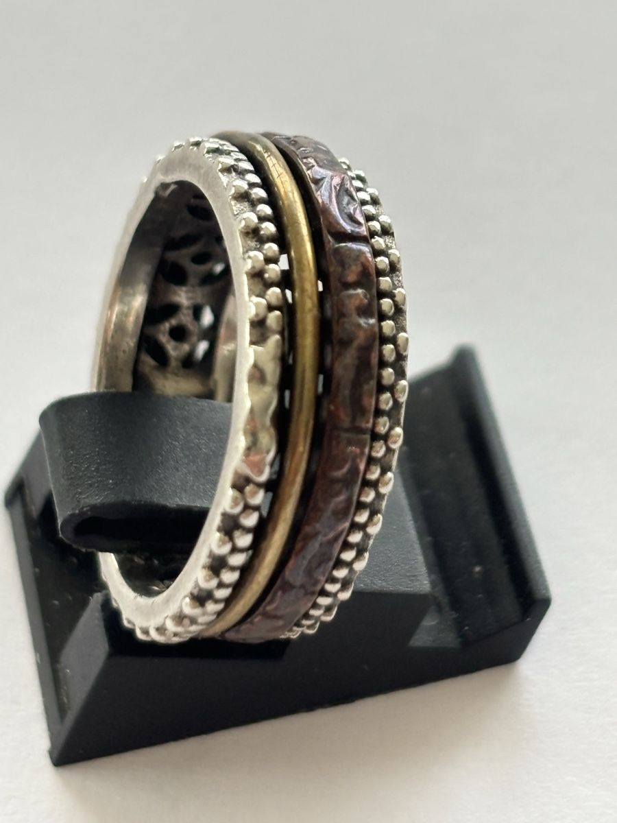 Anelli: Silberschmuck 925  Ring drehbar, einzigartiges Design – Usato da Langnau am Albis venduto da flusspflege 4