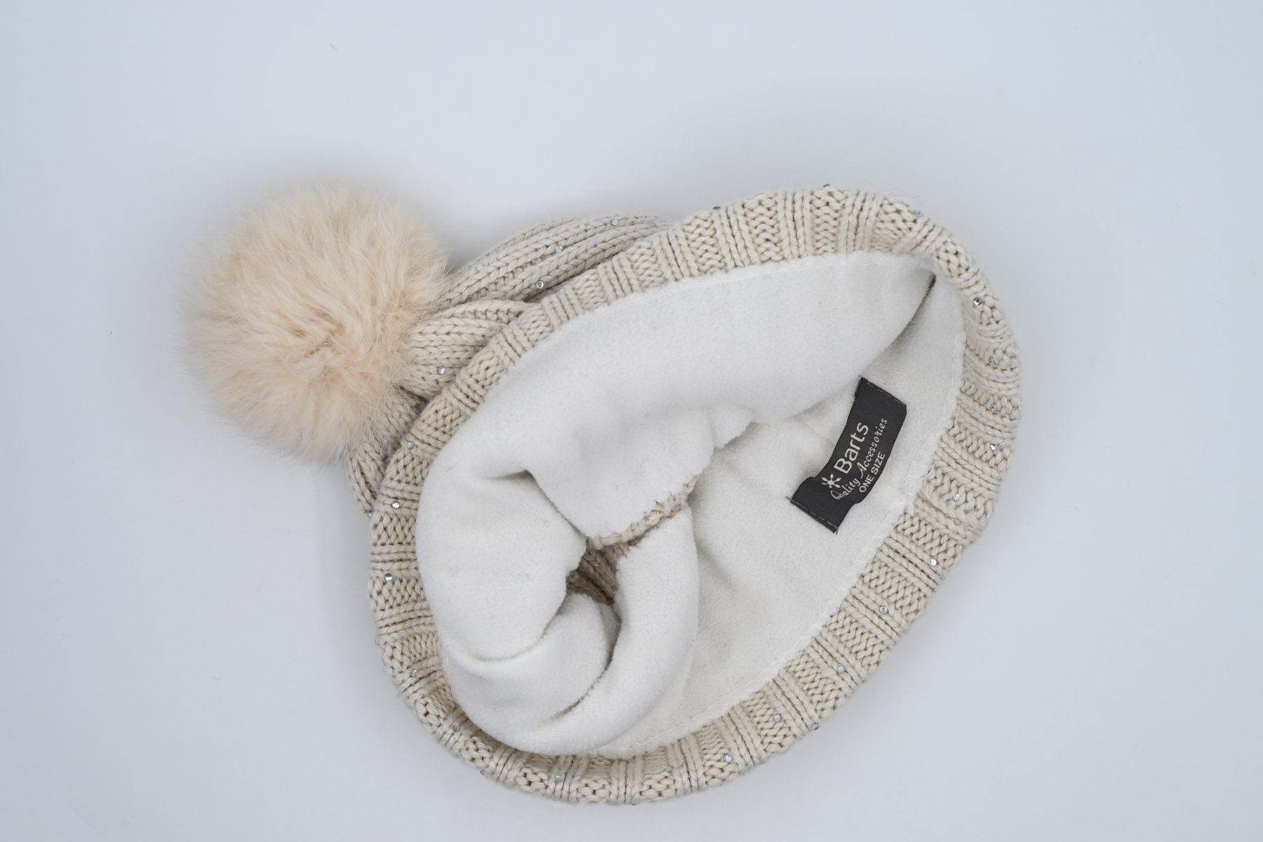 Barts Copricapi, berretti & cappellini: Beanie von Barts,  mit Glitzersteinen – Usato da Dürnten venduto da pema28 1