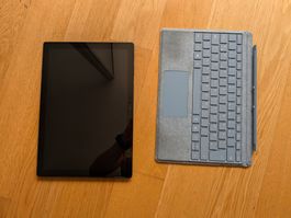 Windows Surface 7 Pro 8GB RAM 256 GB SSD inklusive Typecover