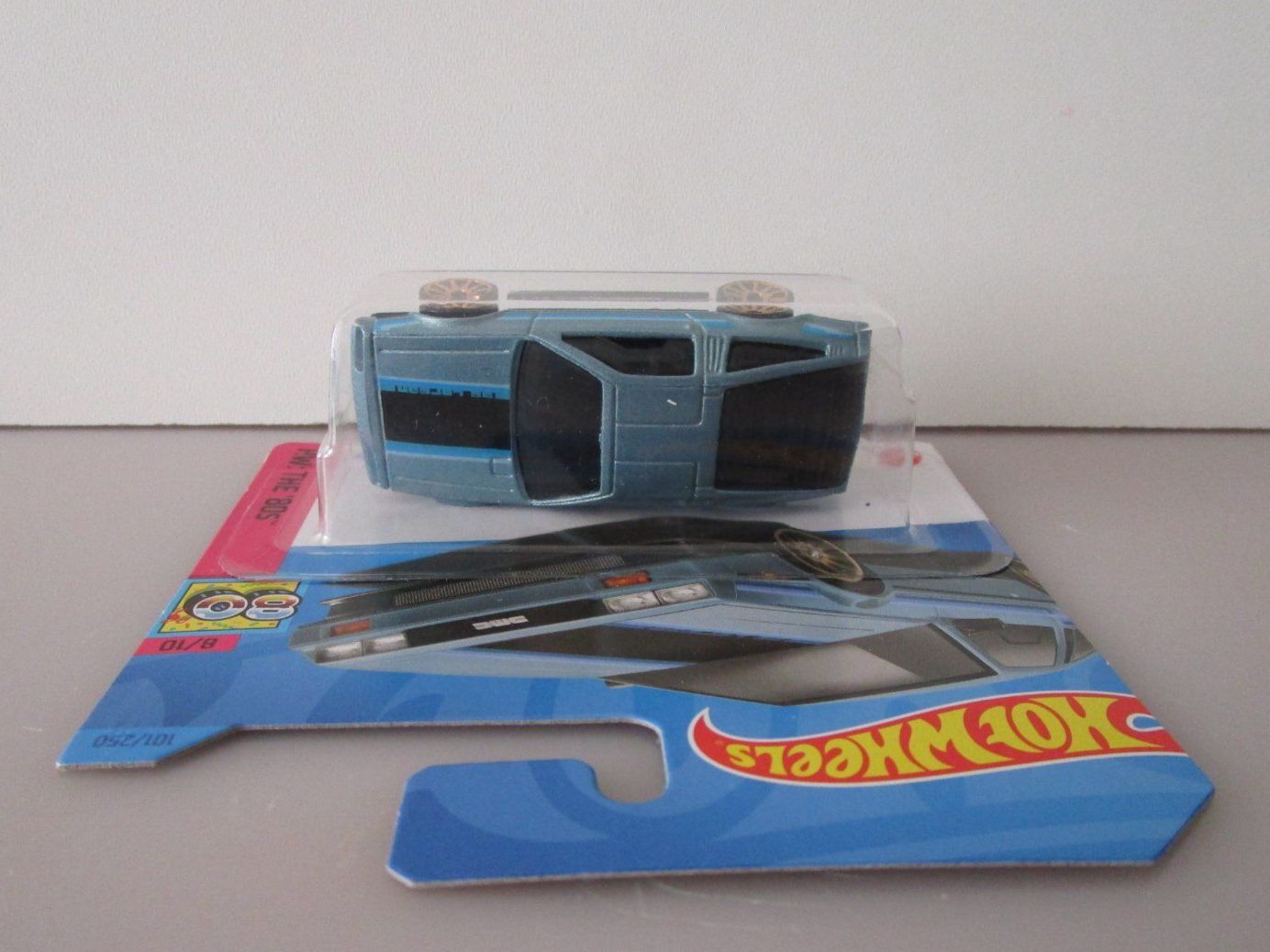 Delorean Modellini d'auto: HOT WHEELS DMC DELOREAN - HKG84 – Nuovo e nell'imballaggio originale da Chêne-Bourg venduto da breno56 3