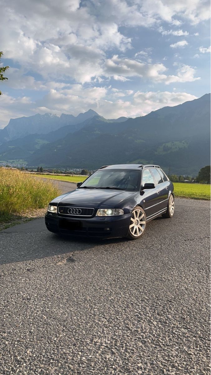 Audi Autos: Audi S4 B5 – D'occasion à Untervaz par dan_hsp9