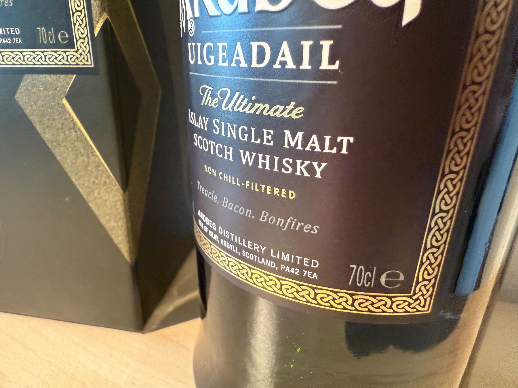 Ardbeg Bevande alcoliche: 1 Flasche Ardbeg Uigeadail 54.2% – Nuovo e nell'imballaggio originale da Wöschnau venduto da Vinsale 5