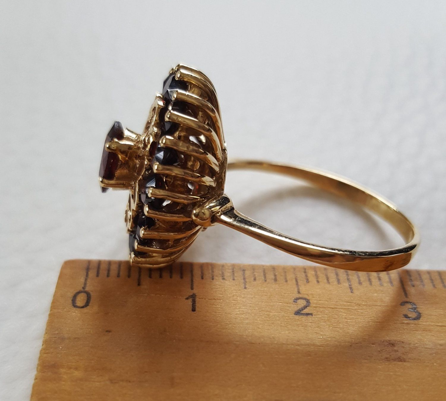 Anelli: Gold 585 Massiv Ring Mit Granaten – Usato da Wald ZH venduto da Dasilver 2