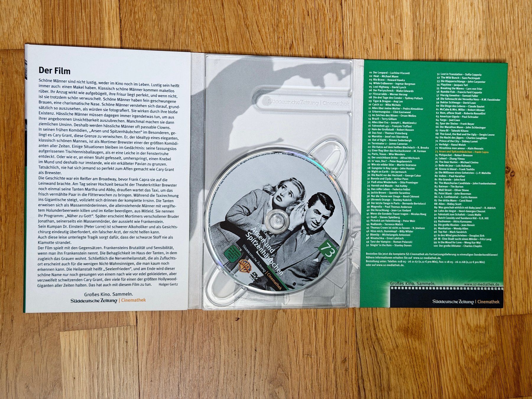 Tous les DVDs: Arsen und Spitzenhäubchen DVD, Cary Grant – D'occasion à Adliswil par Ch_Mei 2